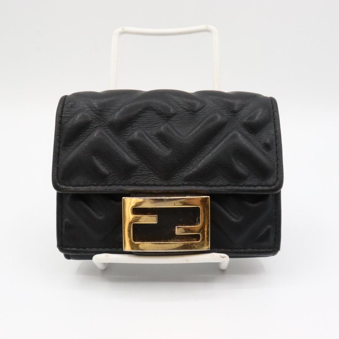 美品　フェンディ　ズッカ　レザー　コンパクト　財布　ブラック