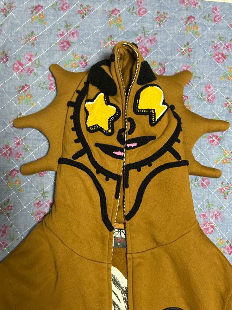 本物のglo gangです！3、4回くらいしか着てません。