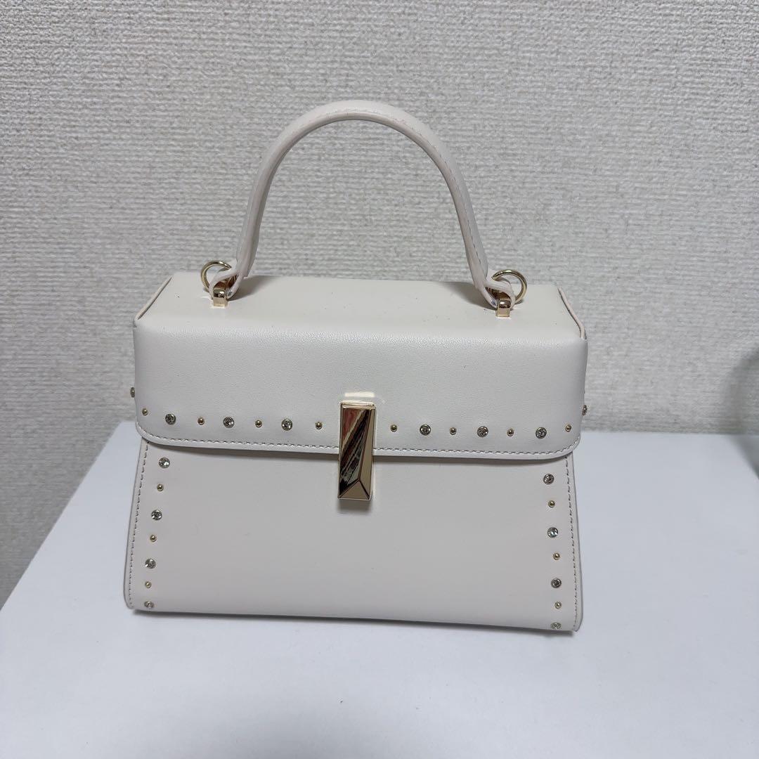 CELFORD　リュタン　ビジュースタッズポシェット（Ｍ）