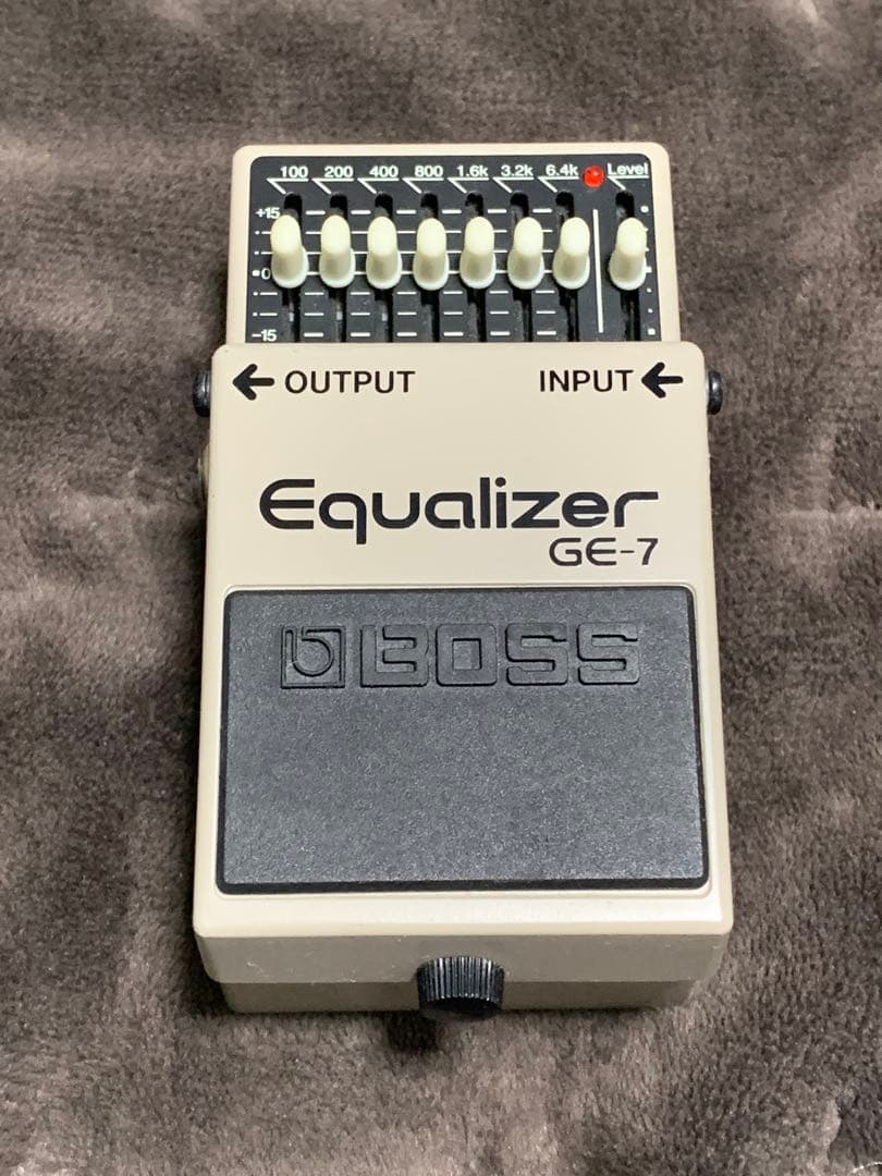 BOSS GE-7 イコライザーペダル