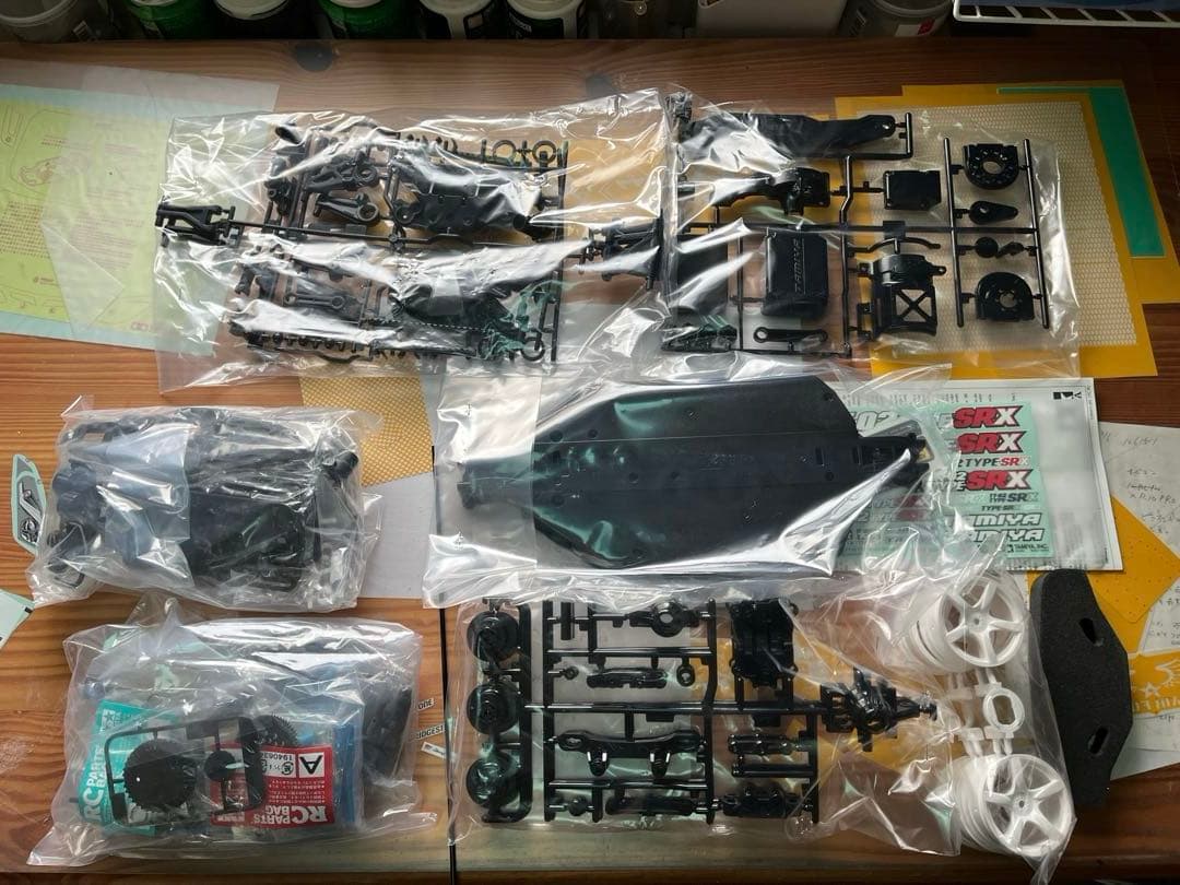 新品、未使用　TAMIYA TT-02 TYPE-SRX オプションパーツ含