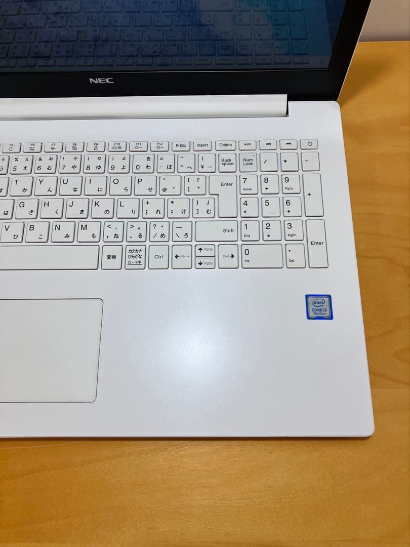 【美品】ノートパソコン　COREi3/SSD256/メモリ8/カメラ/オフィス