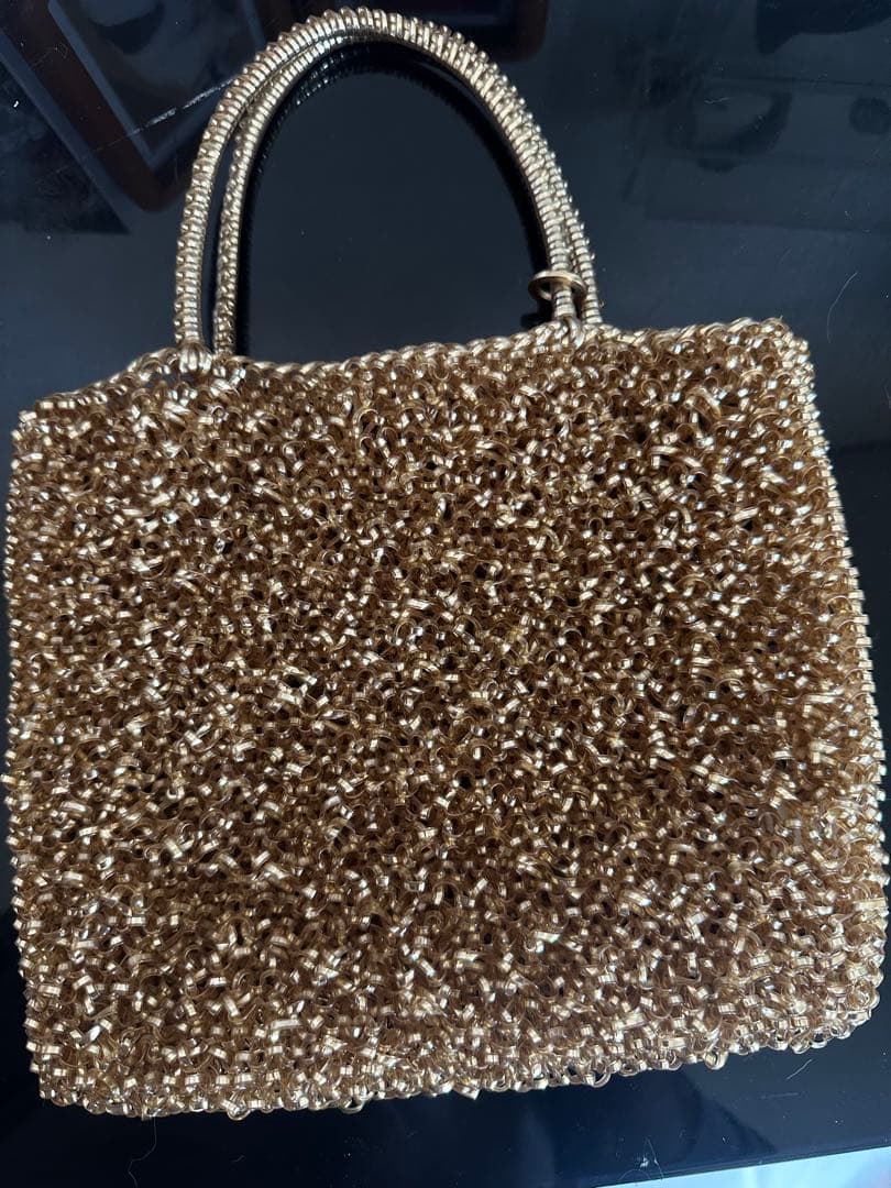 5262アンテプリマ　スタンダードスクエア ミディアム　シャンパンゴールド