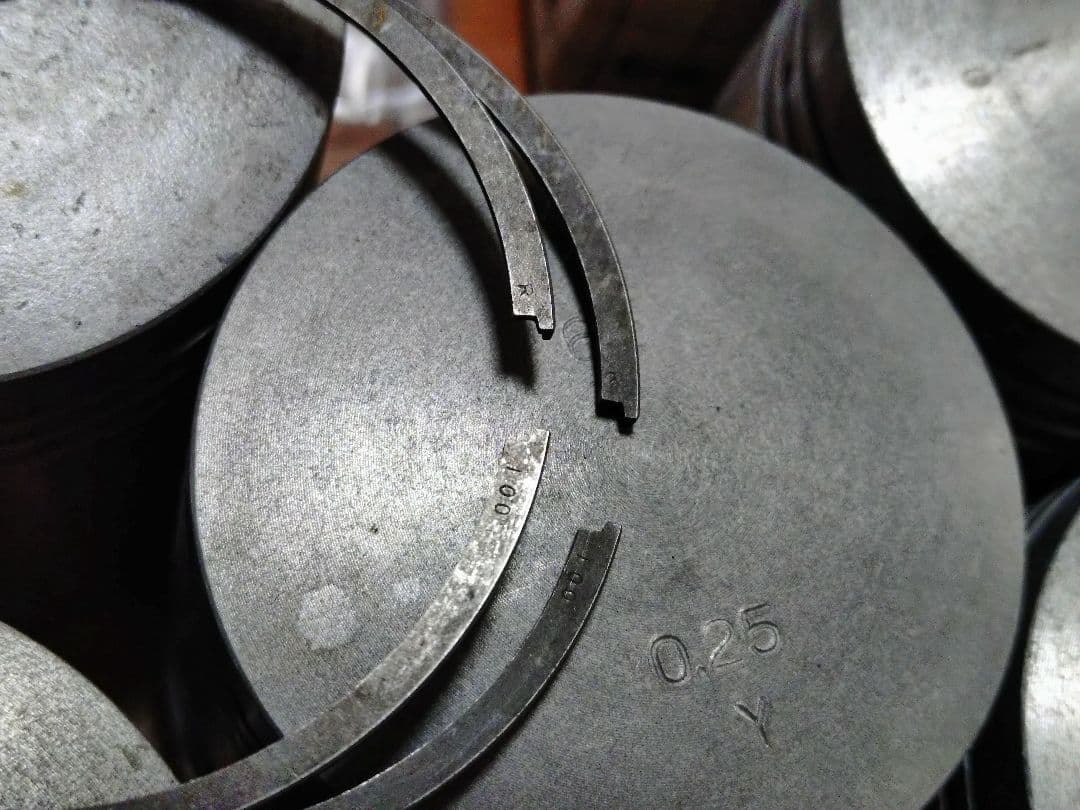 ピストンセット売り9個