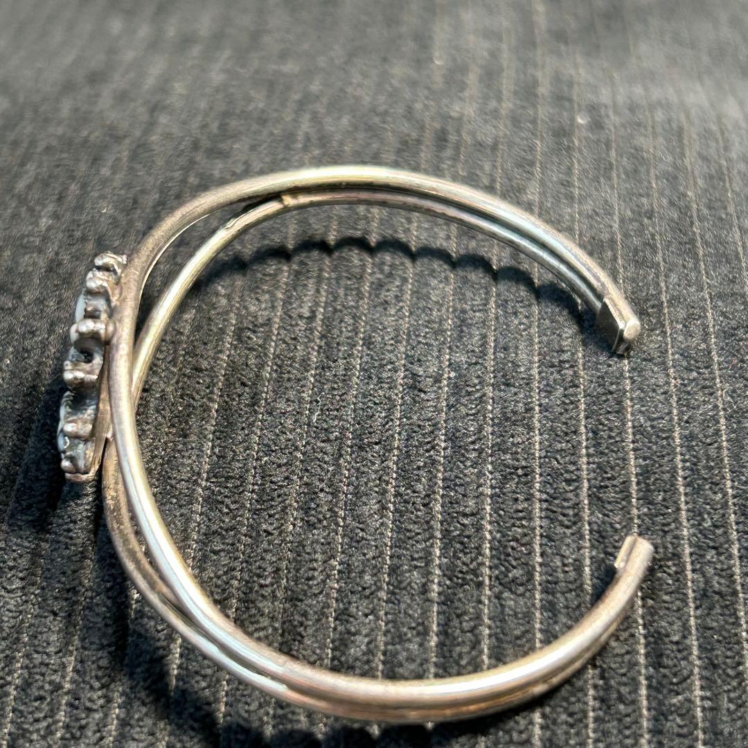 インディアンジュエリー　navajo ホワイトバッファロー　バングル　シルバー
