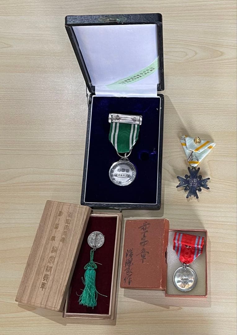 勲章 徽章 記章 日本赤十字社 旧日本軍 従軍記章 勲七等青色桐葉章 レトロ関係