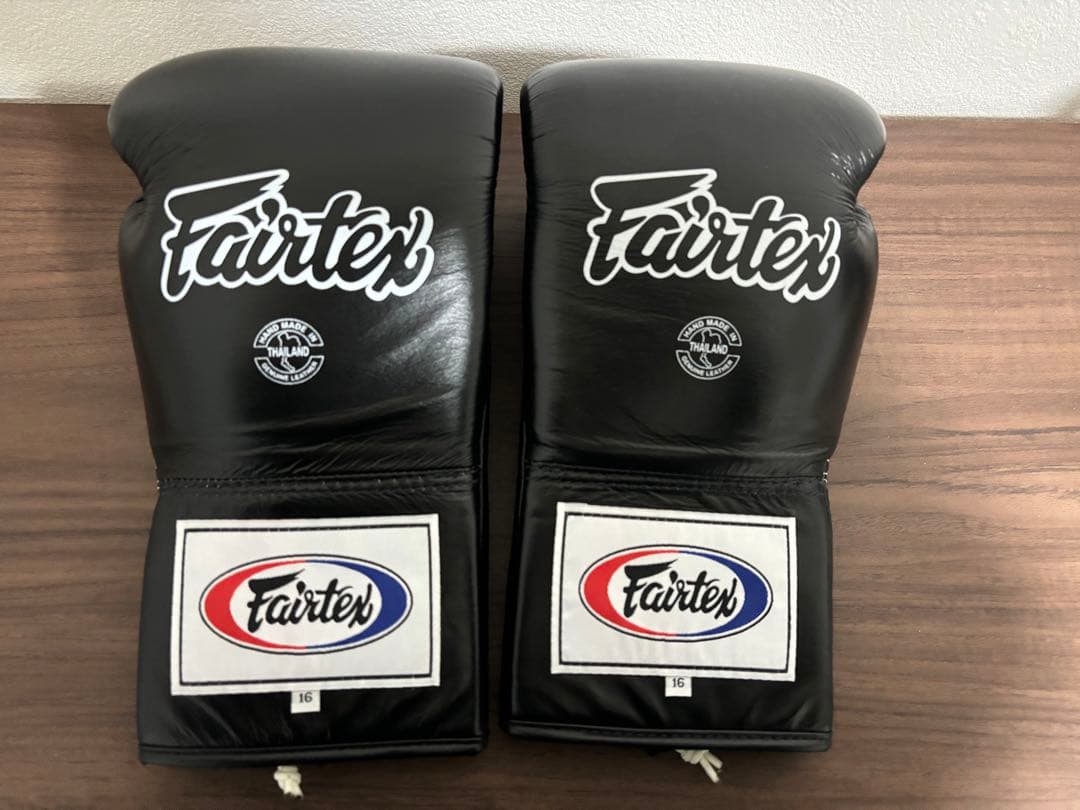 【新品未使用】Fairtex ボクシンググローブ 16oz ブラック