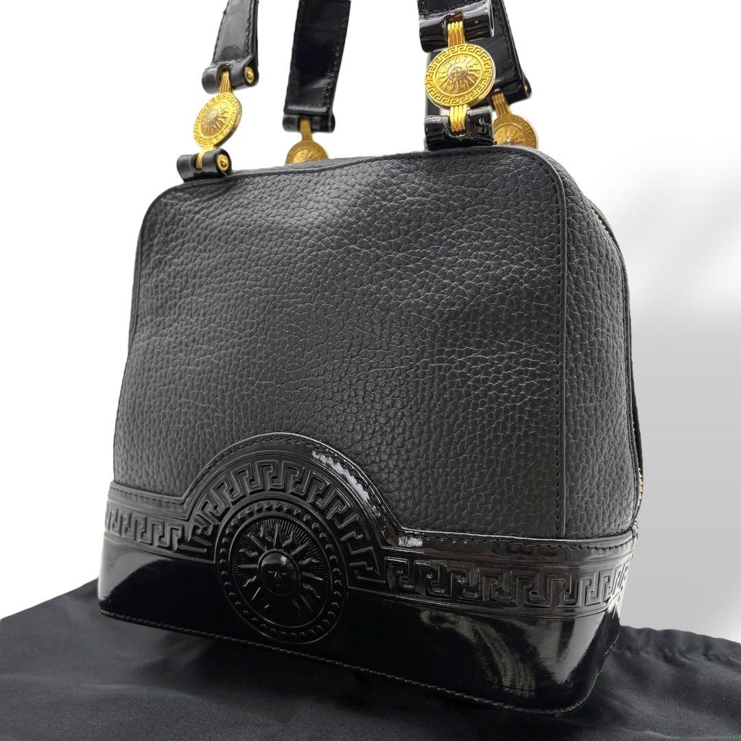 ジャンニヴェルサーチ ハンドバッグ サンバースト レザー エナメル ブラック 黒