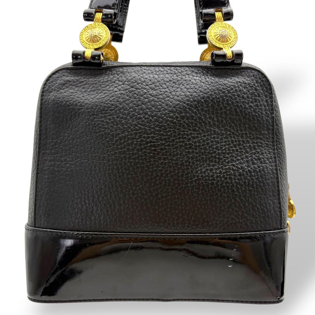 ジャンニヴェルサーチ ハンドバッグ サンバースト レザー エナメル ブラック 黒