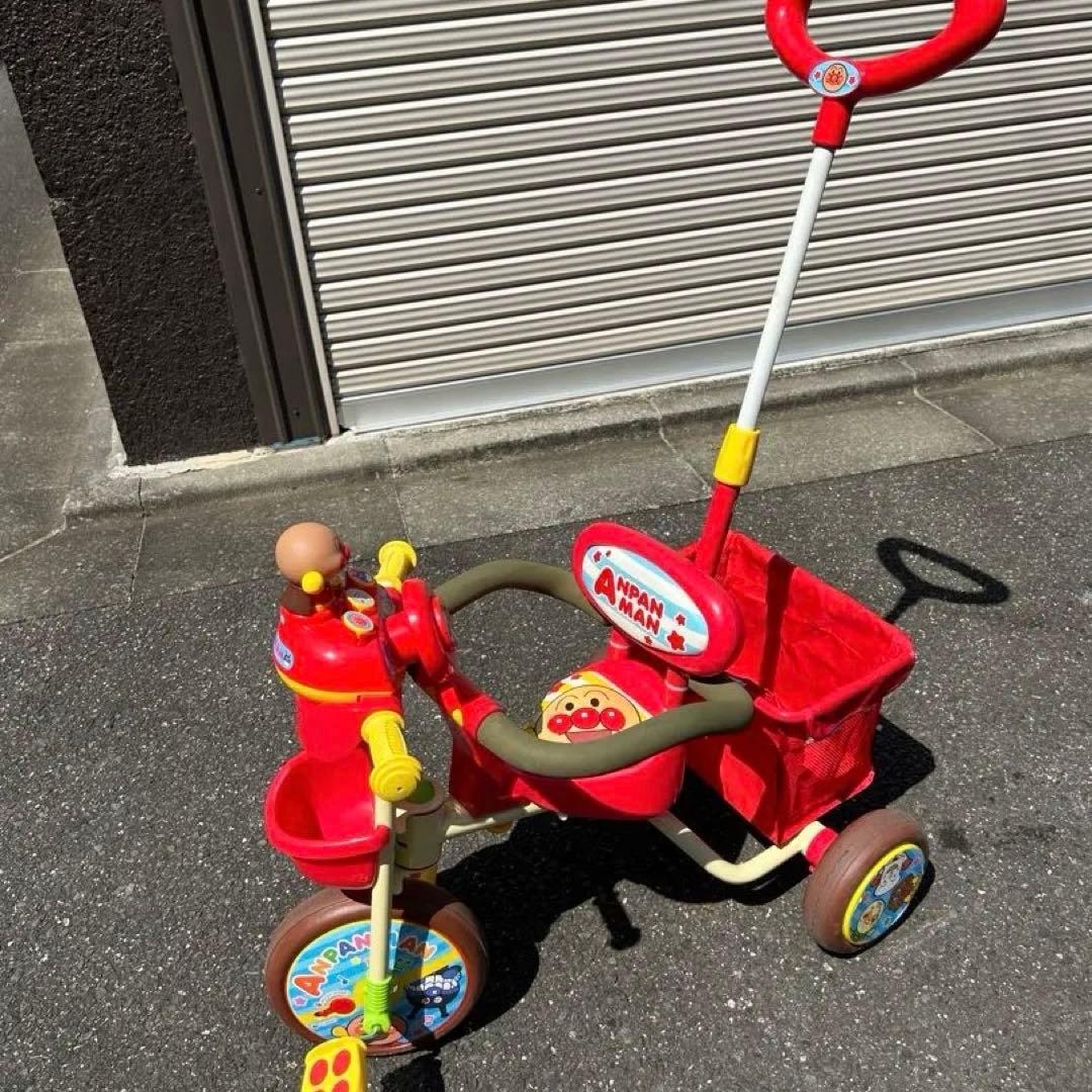 値下げ中☆ジョイパレット それいけ! アンパンマンデラックスII レッド 三輪車