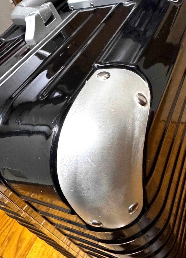 Rimowa リモワ　4輪　ビジネストロリー　リンボ　Limbo 28L