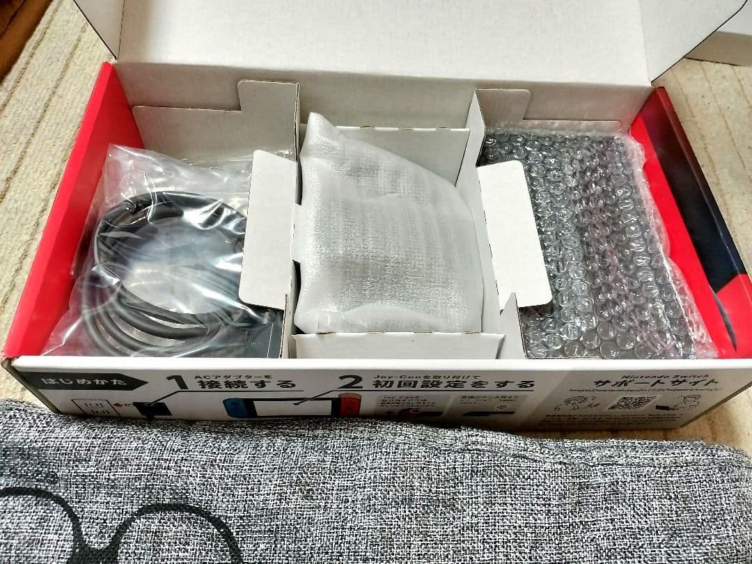 美品 Nintendo Switch本体+ソフト2本+メモリ32GB 他おまけ付