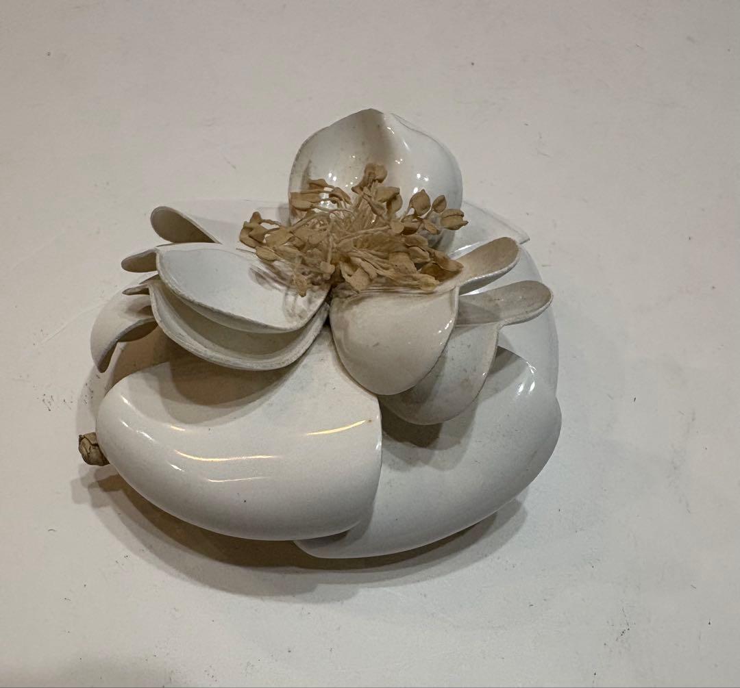 シャネル☆カメリア　コサージュ　ブローチ　ヴィンテージ　オフホワイト レア