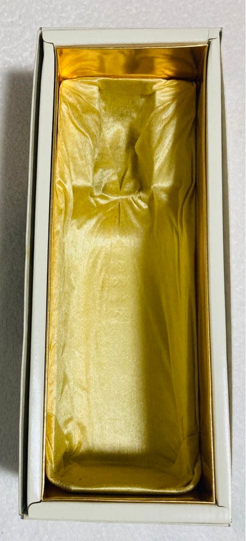 希少品 終売品 サントリー 山崎 ピュアモルトウイスキー700ml 10年　熟成