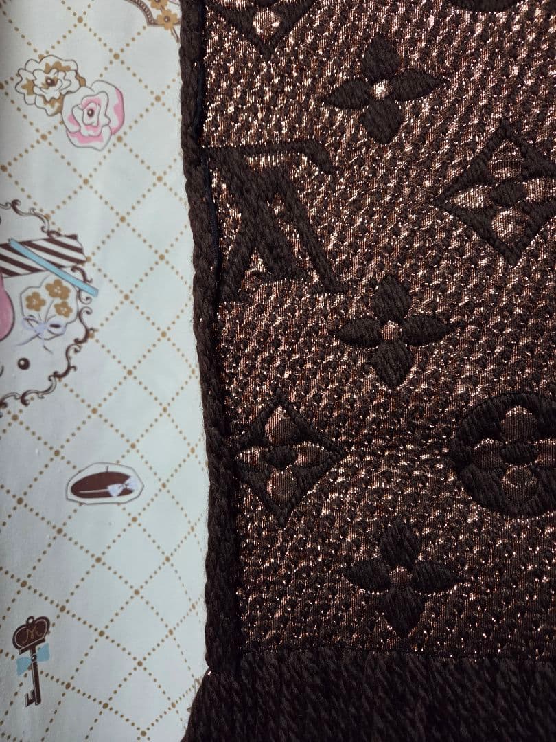 LOUIS VUITTON ブラウン マフラー