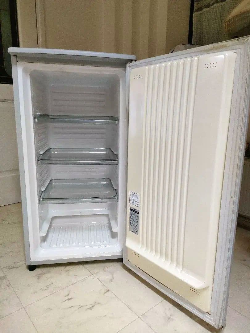 ぷー♂さん専用　サンヨー タテ型冷凍ストッカー 冷凍庫 98L HF-10H