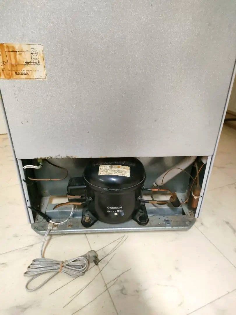 ぷー♂さん専用　サンヨー タテ型冷凍ストッカー 冷凍庫 98L HF-10H