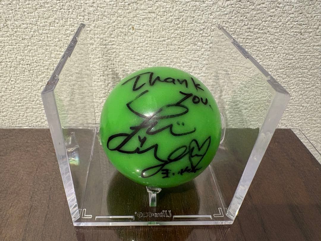 乃木坂46 白石麻衣さん サインボール