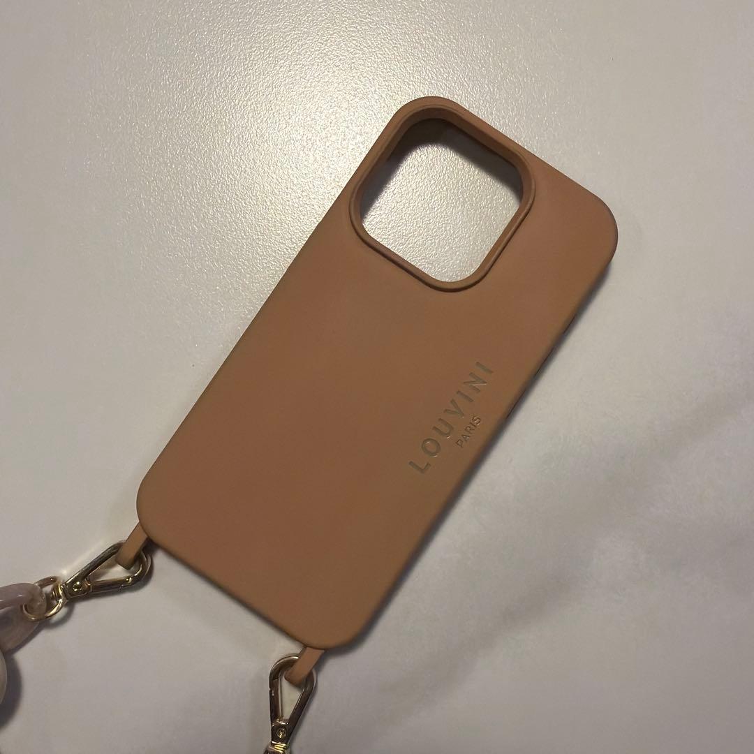 LOUVINI PARISハンドストラップ &iPhone15proケースセット