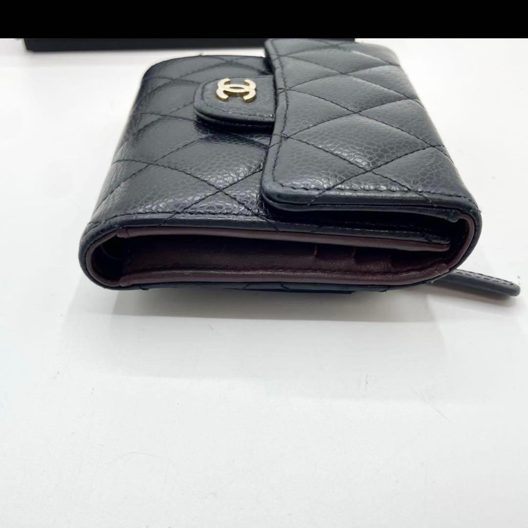 極美品　シャネル　マトラッセ　キャビアスキン　三つ折り財布　黒