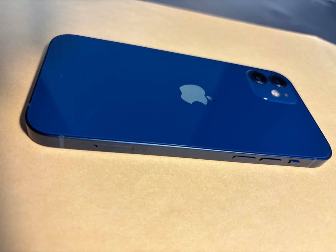 iPhone12 本体