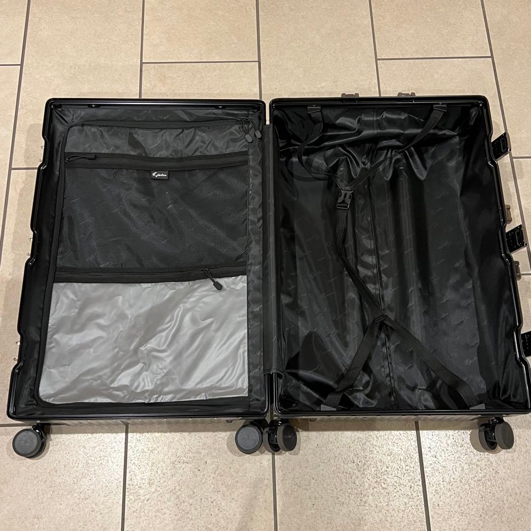 シルバー リブデザイン キャリーケース Lサイズ 95L