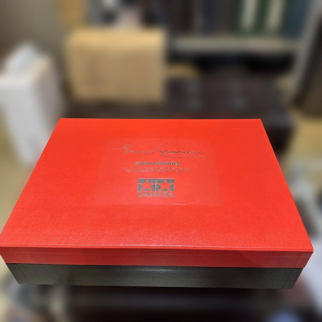 タミヤ　1/12 コレクターズクラブ・スペシャル エンツォフェラーリ　赤