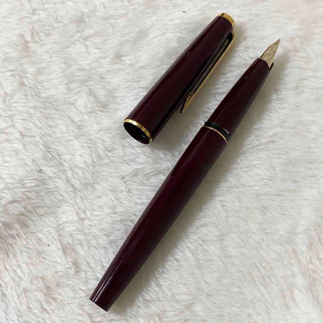 モンブラン　Mont Blanc 万年筆　ボルドー