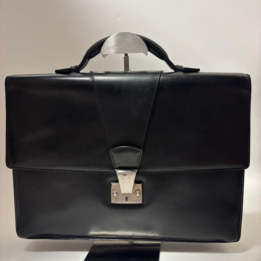【希少】カルティエ パシャ ブリーフケース 自立 A4収納 ブラック