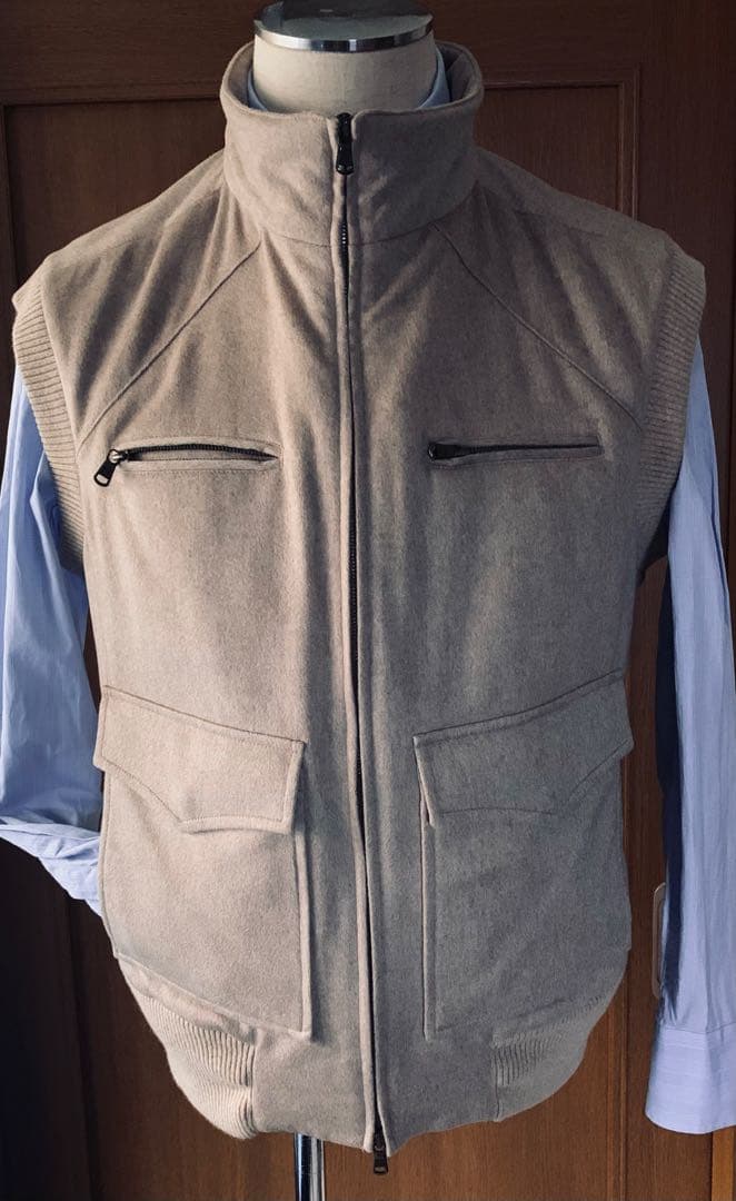 Brunello Cucinelli氏ご愛用　極上カシミアスーツベスト¥45万