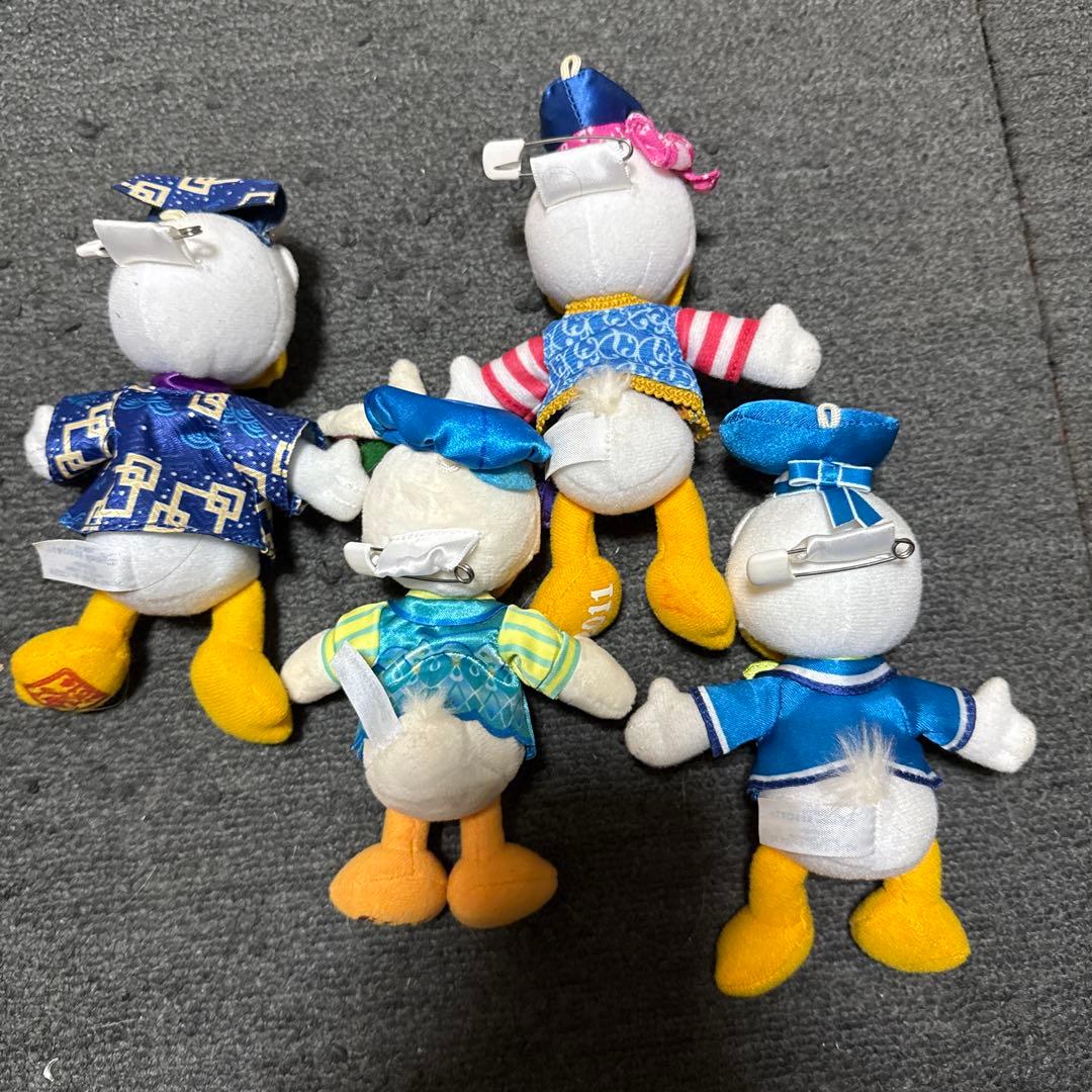 ドナルド ぬいぐるみバッジ 20個セット