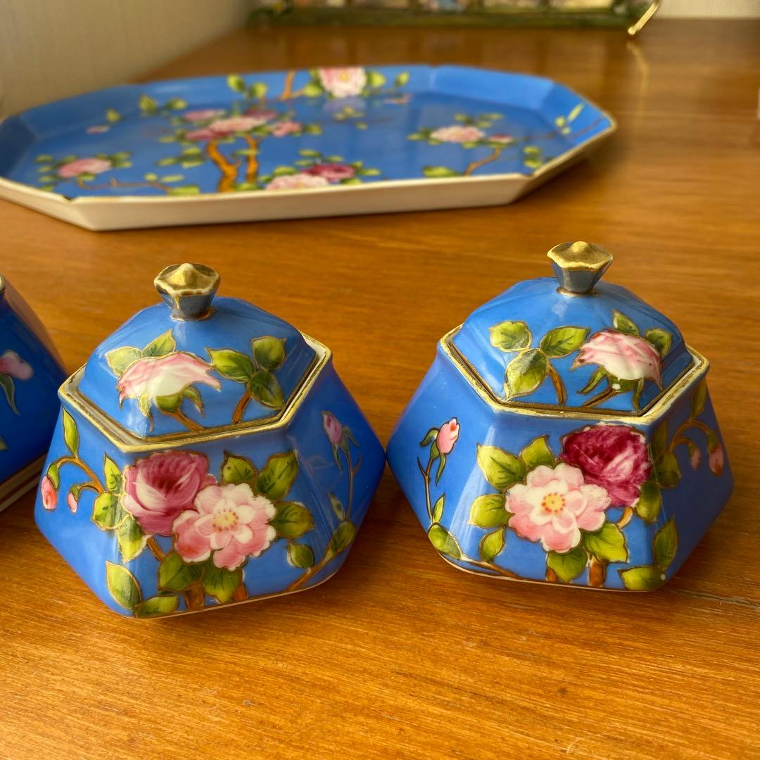 英国里帰り　オールドノリタケ　ドレッシングテーブルセット　鮮やかなブルーとお花