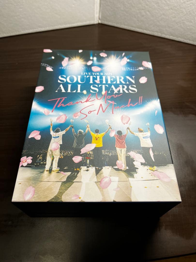 サザンTHANK YOU SO MUCH!!ブルーレイ 完全生産限定盤