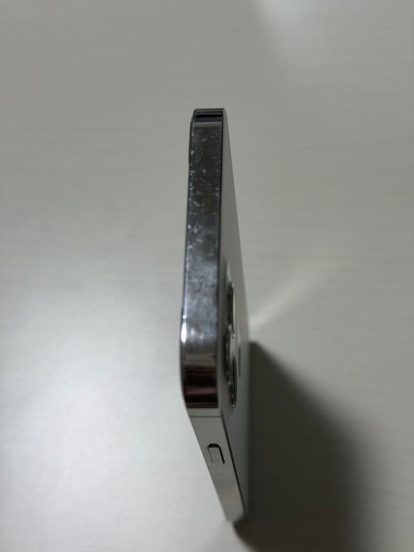 iPhone 12pro 本体のみ