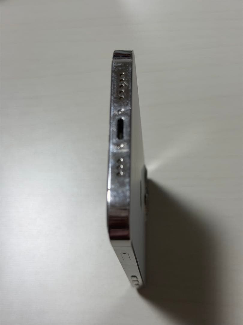 iPhone 12pro 本体のみ