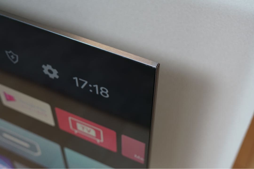 TCL 55C815 4K 量子ドット スマートテレビ サウンドバー搭載