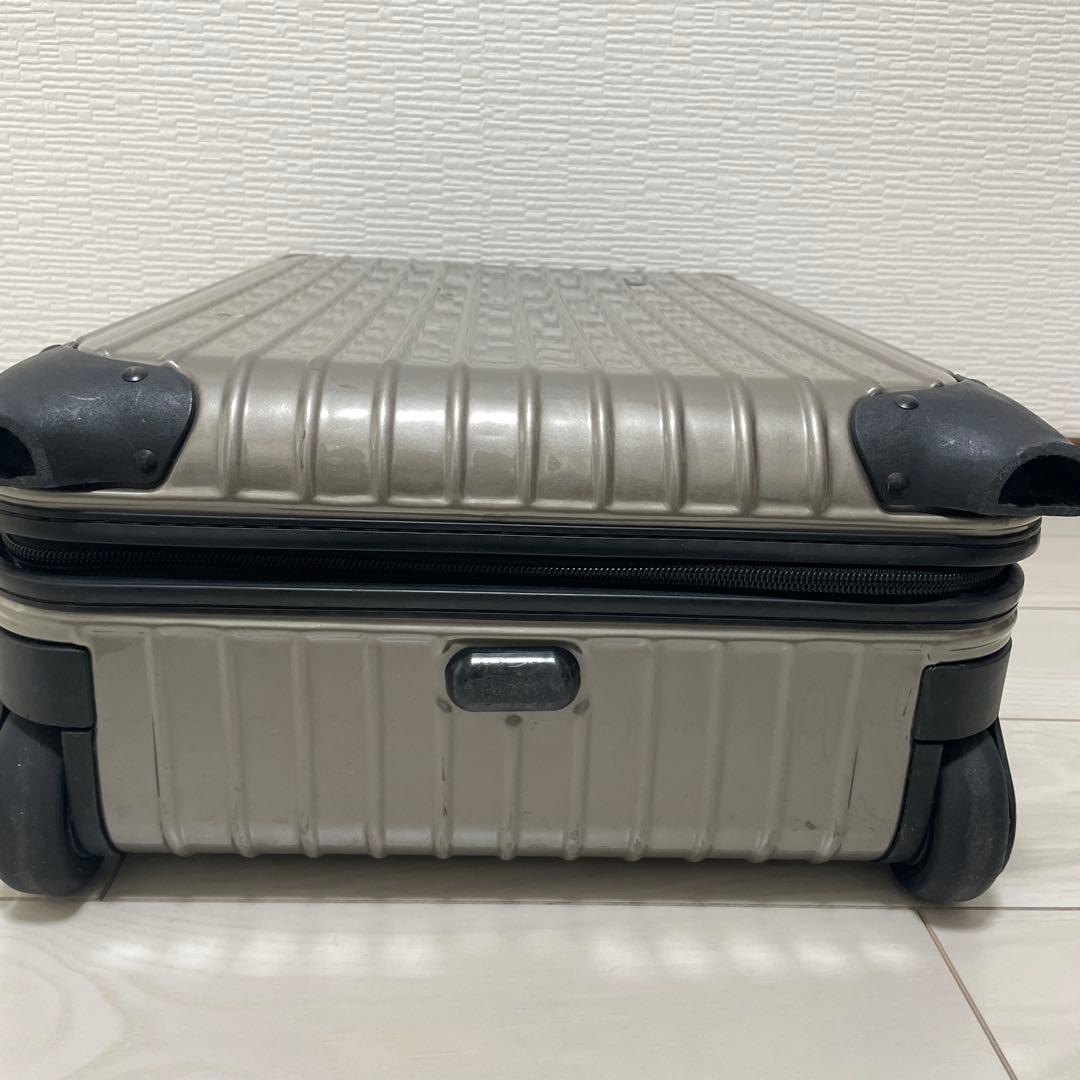 RIMOWA リモワ サルサ 2輪 機内持込サイズ