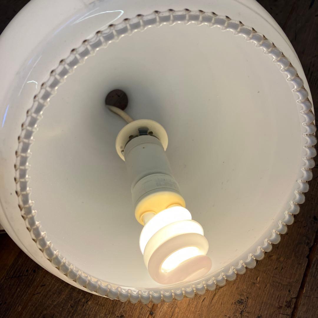 レトロ ガラス製 ミルクガラス ドロップ型 ペンダントライト 照明器具 リ