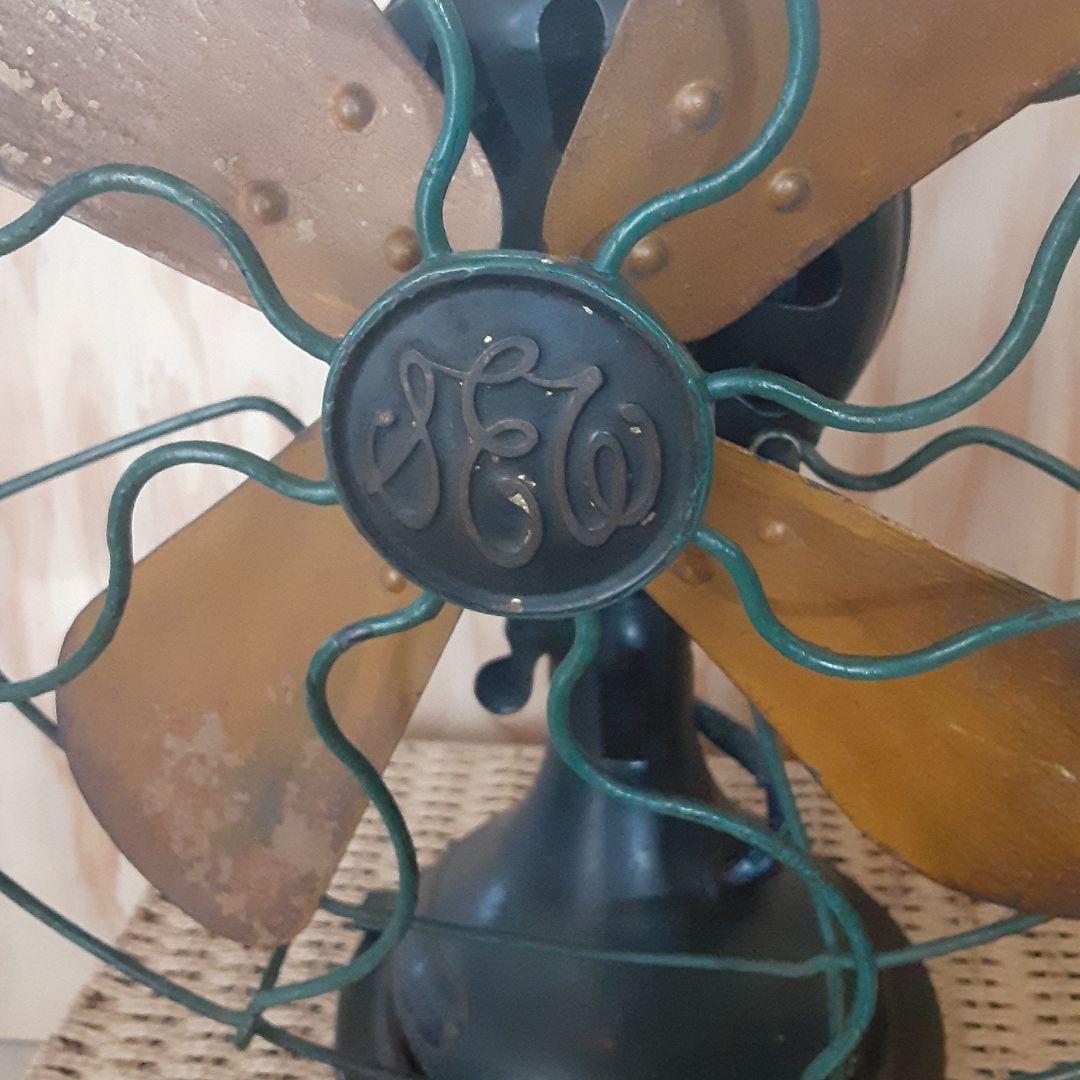 扇風機　ヴィンテージ　旧東芝製　ミニ扇風機