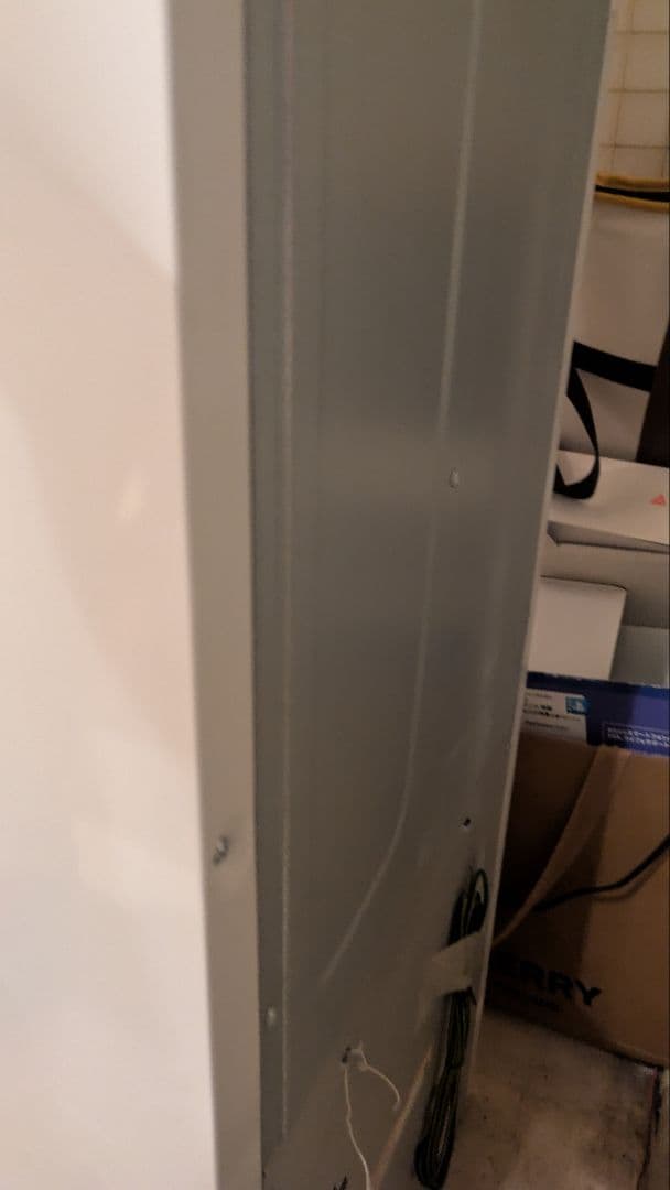 ｌｇスタイラー2020年製　電気式衣類乾燥機 吊り下げ式 スリムデザイン