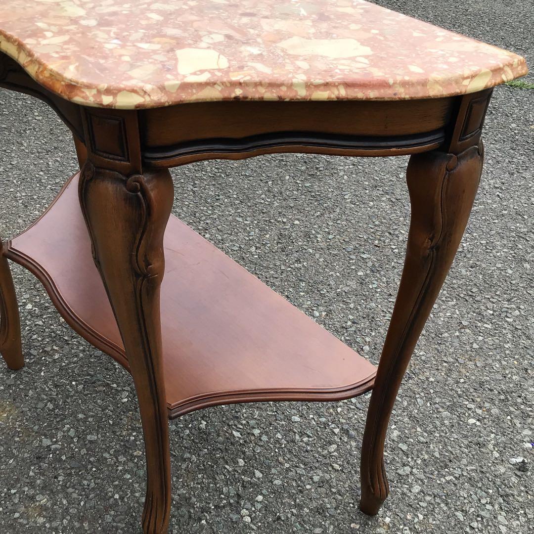 大理石天板の西洋家具テーブル　コンソール テーブル 花台 アンティーク