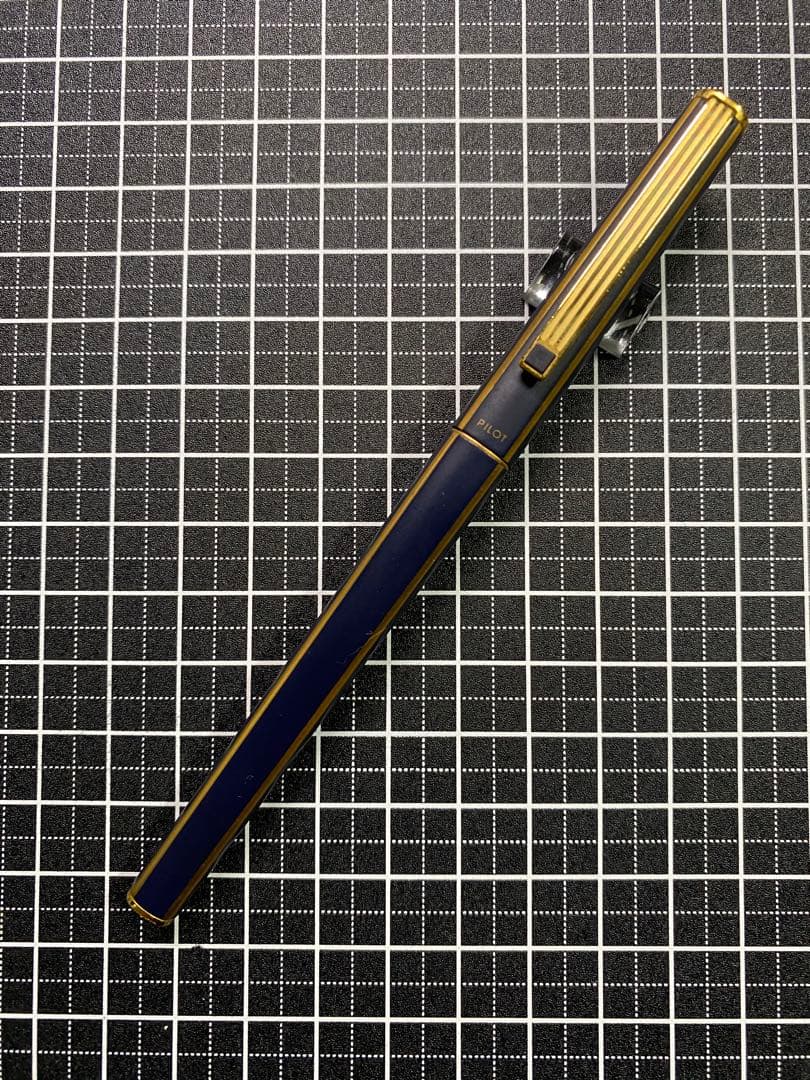 PILOT QUATRO Matt-NAVY 万年筆　字幅F