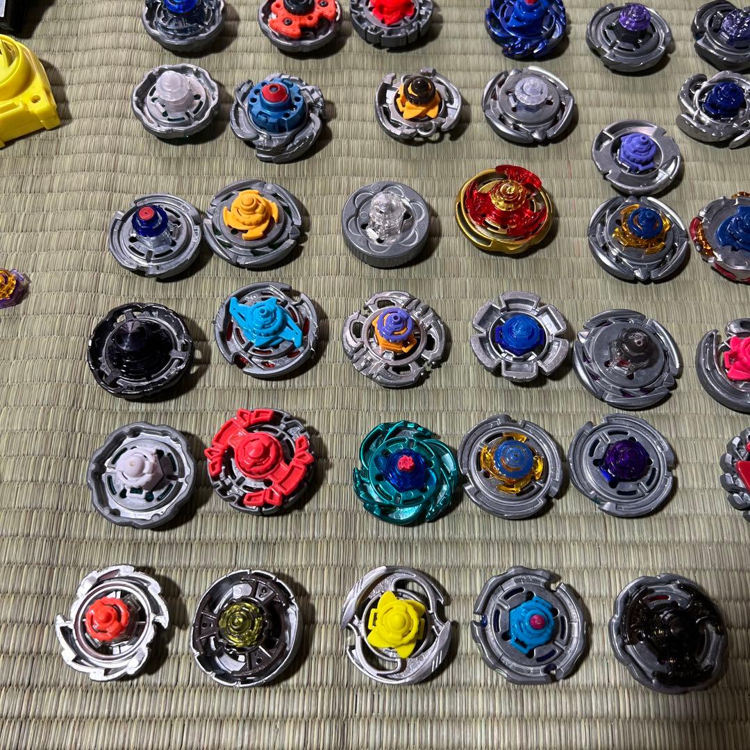 【希少】メタルファイト　ベイブレード　約70個　ランチャー　大量　まとめ売り