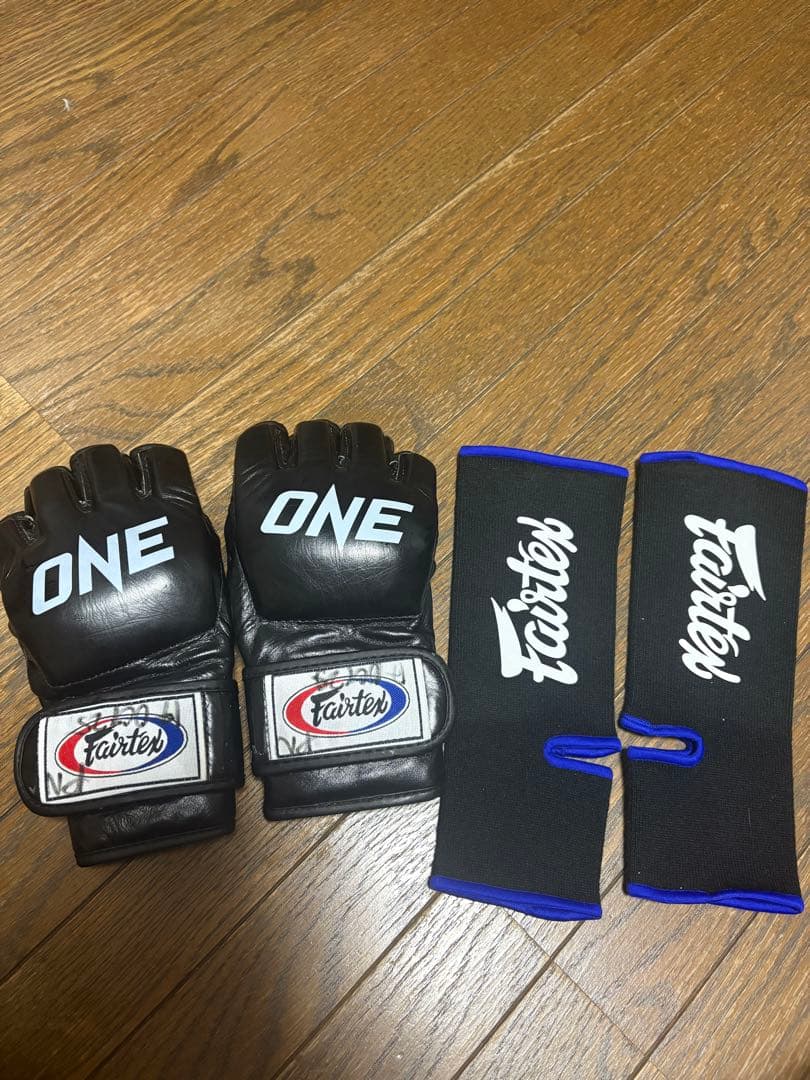 試合用Fairtex ONE ボクシンググローブとサポーターセット