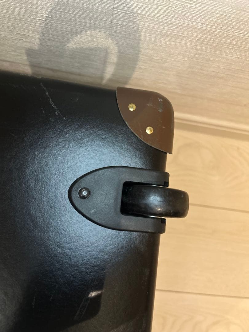 【美品】Globetrotter 33インチ　エクストラディープ　ブラック×タン