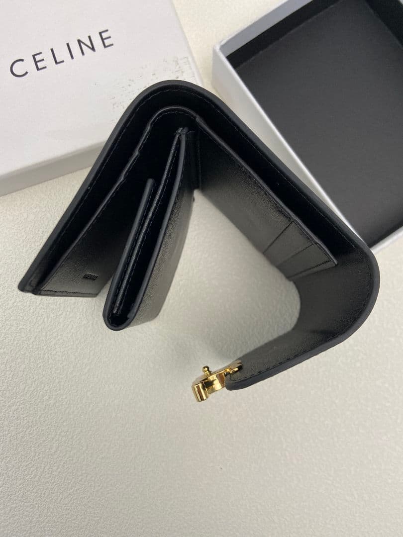 CELINE 黒 レザー 三つ折り財布
