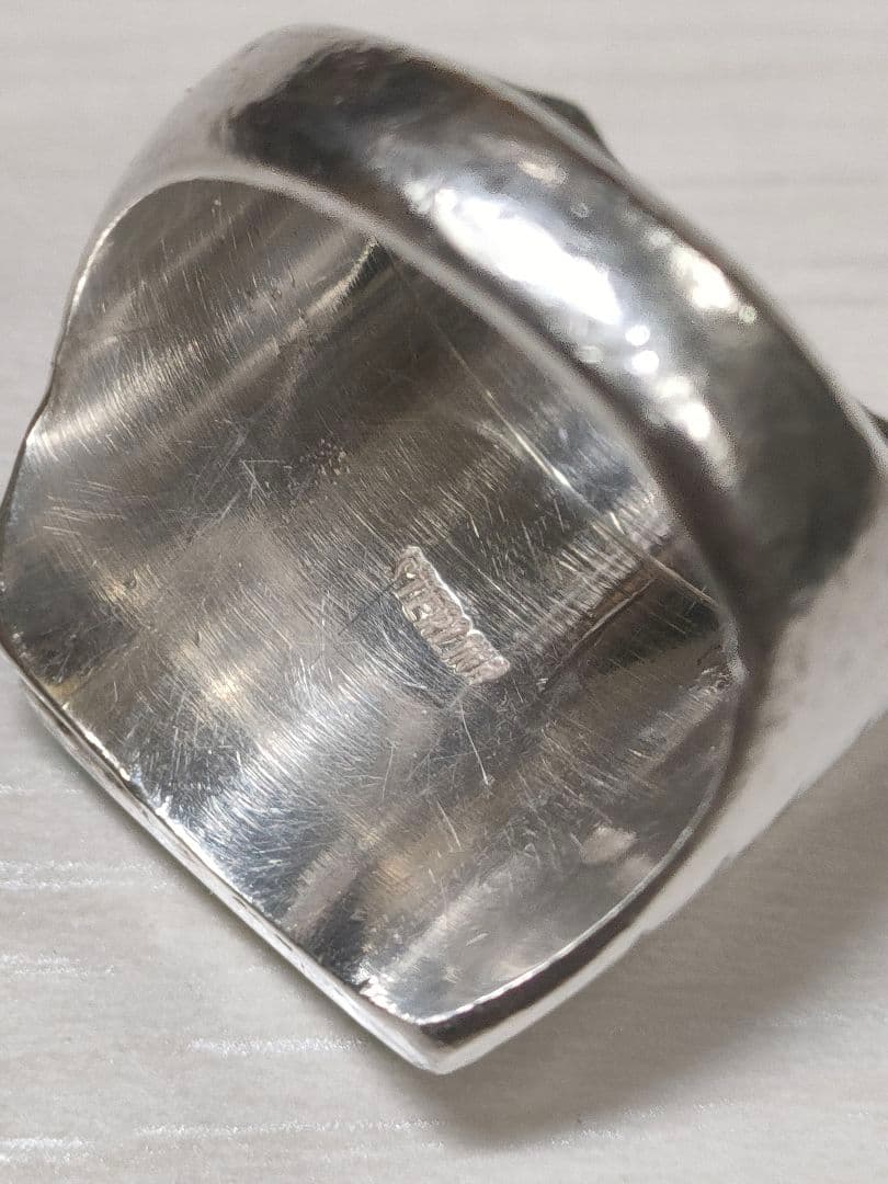 スクエアターコイズSILVERリング(ズニ族、STERLING刻印、インレイ)