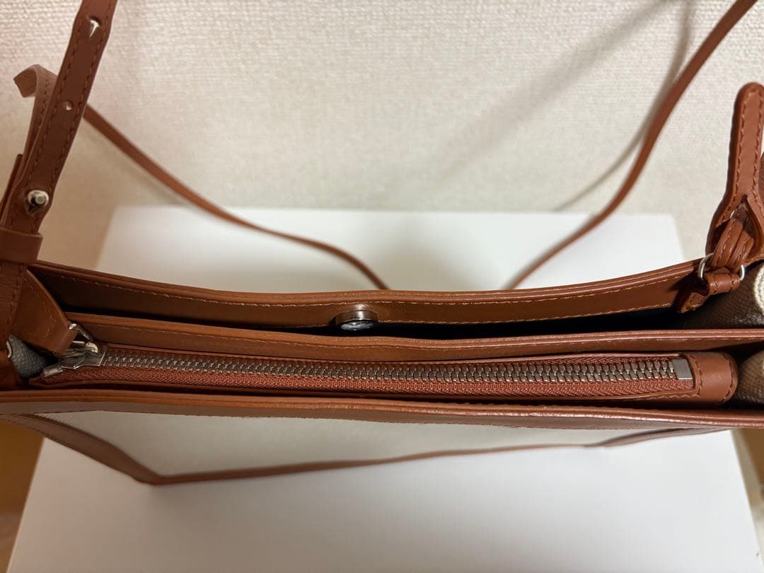 BALENCIAGA バレンシアガ ショルダーバッグ