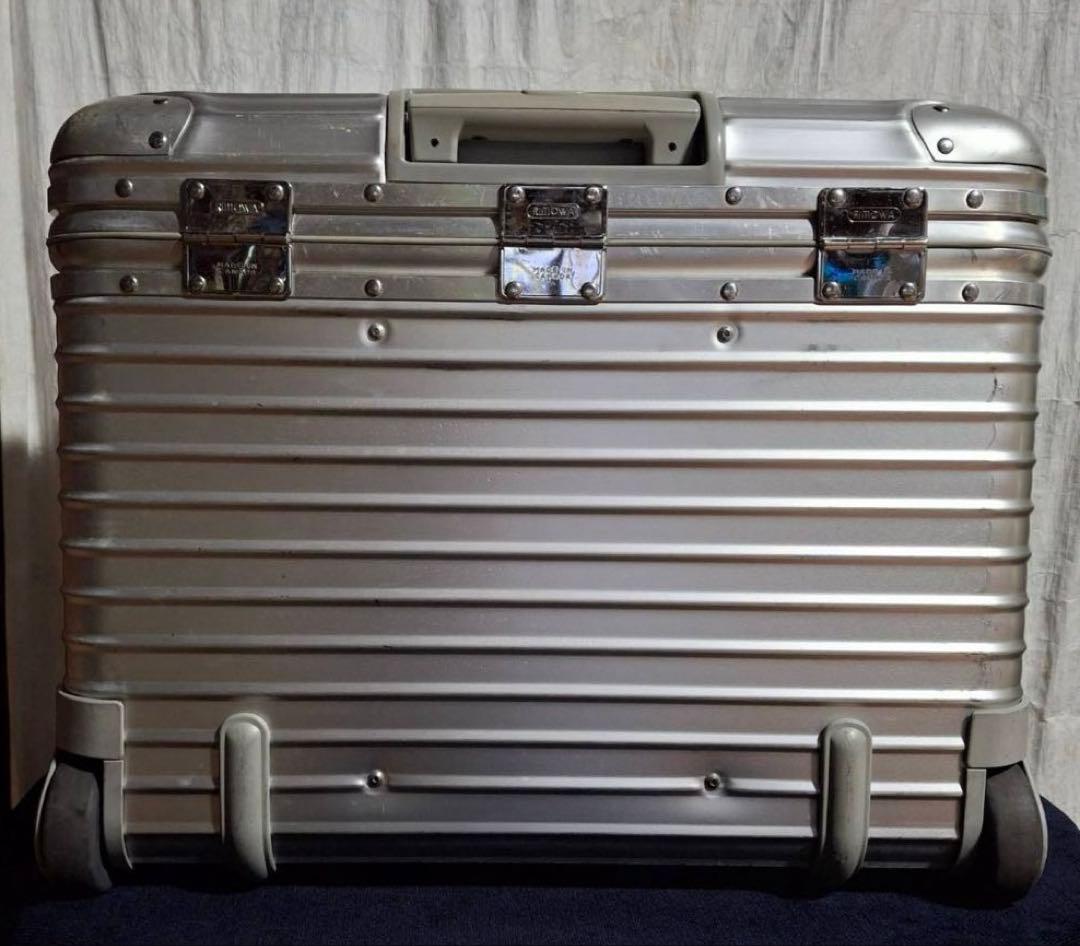 リモワ　パイロット　トロリー2輪　カナダ製