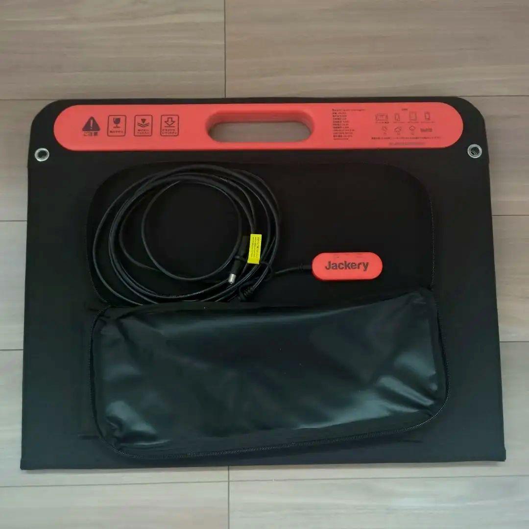 Jackery SolarSaga 60 折りたたみ式ソーラーパネル
